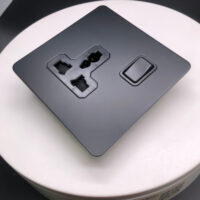 3 pin Single MF switched socket - CE-3PI-019